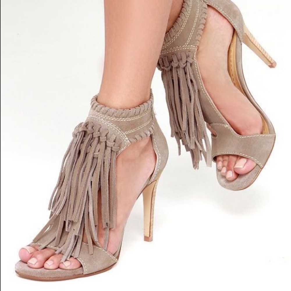 Chinese Laundry Fringe Heels SZ 7